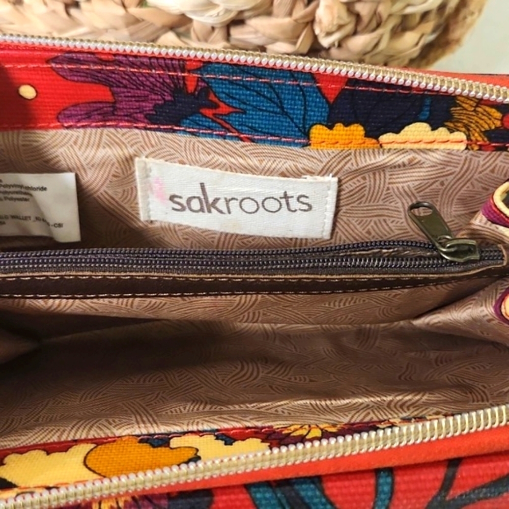 Sakroots Red Floral Women's Wallet - Picture 2 of 7
